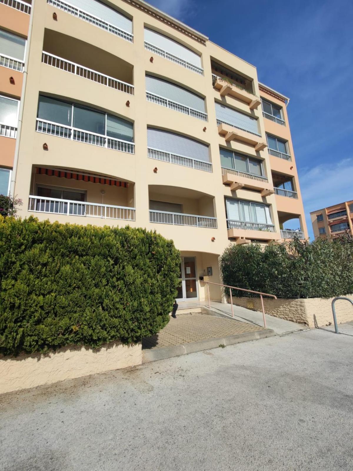 Saint-Mandrier-Sur-Mer Rsd Les Cometes Bagian luar foto